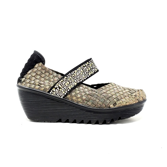 bernie mev mary jane wedge